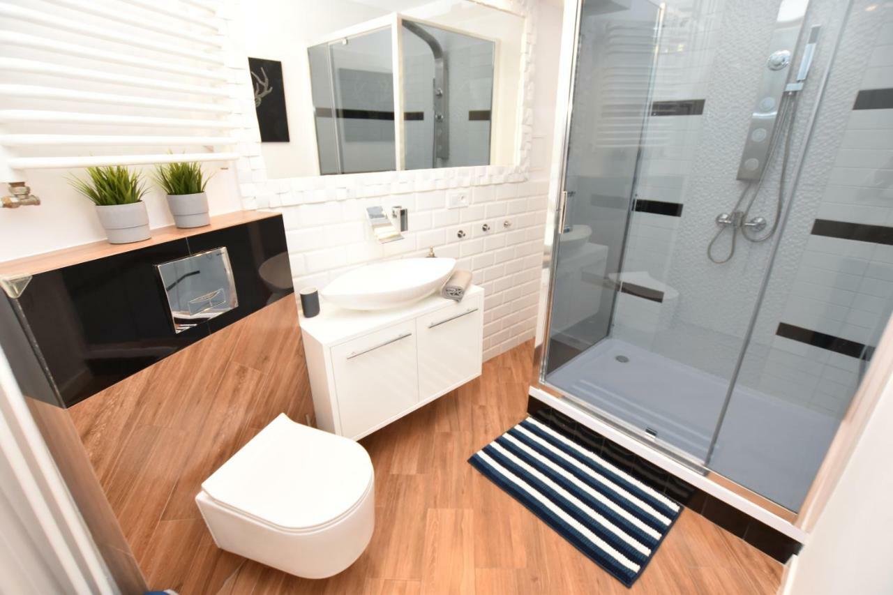 Апартаменты Apartament Rosso Торунь Экстерьер фото